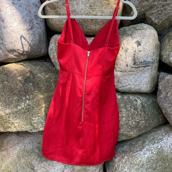 NBD x Naven Twins red dress - Picture 3 of 9